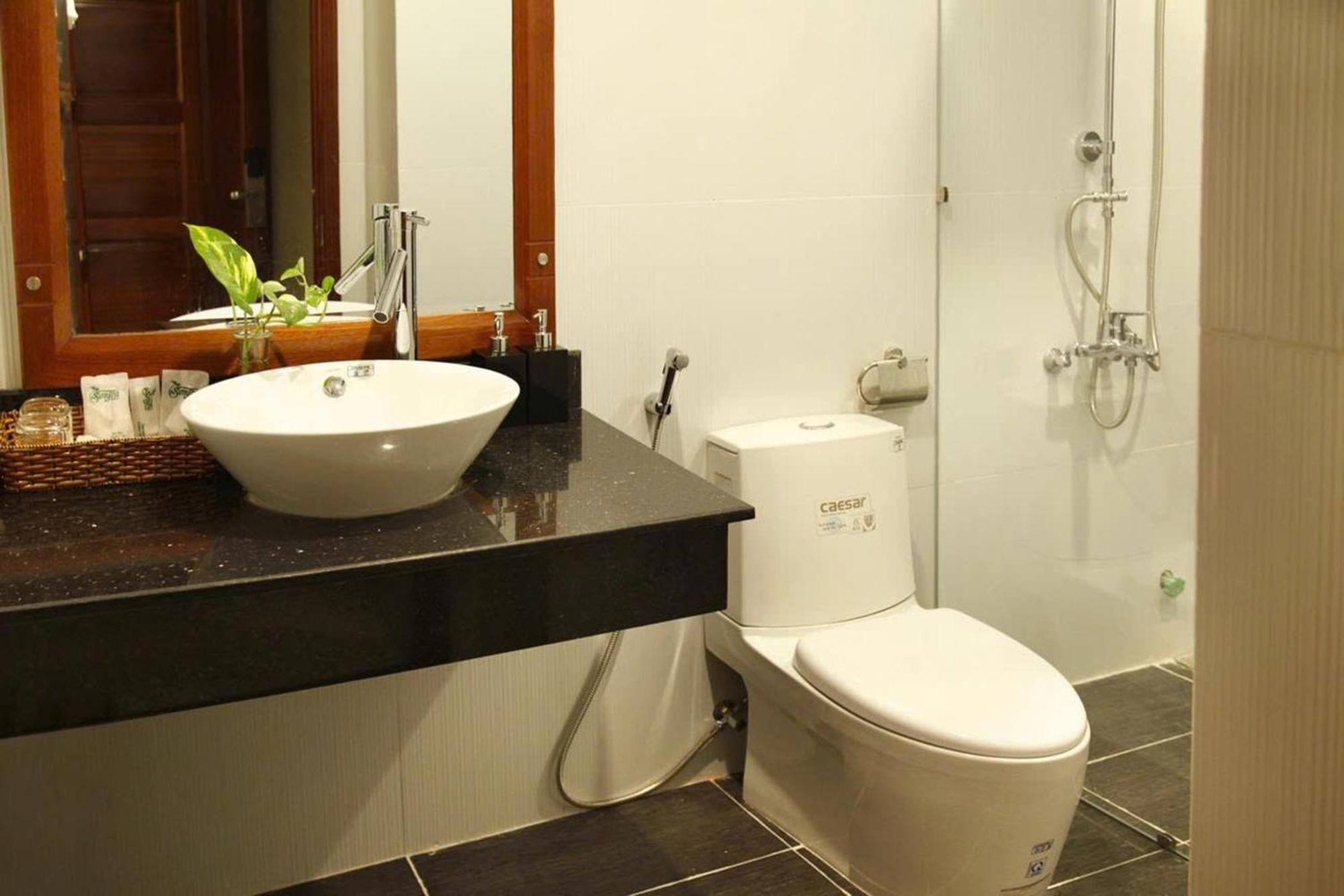 Son Tra Green Hotel&Apartment Da Nang Buitenkant foto